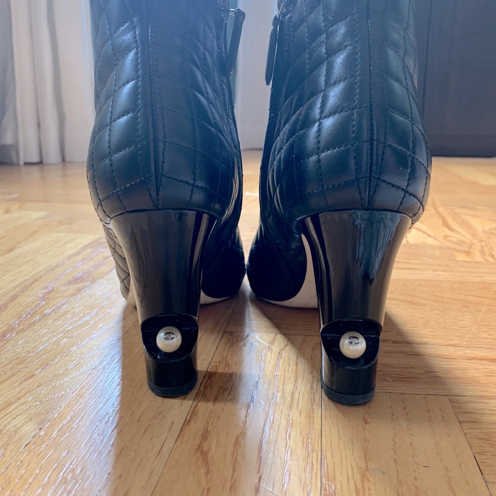 Chanel lambskin quilted patent pearl booties.